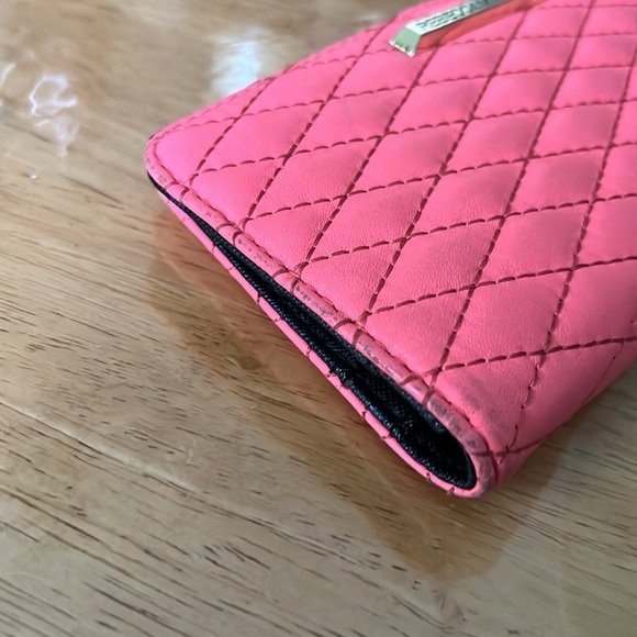 Rebecca Minkoff Ava zip Quilted Leather Wallet - Picture 9 of 9